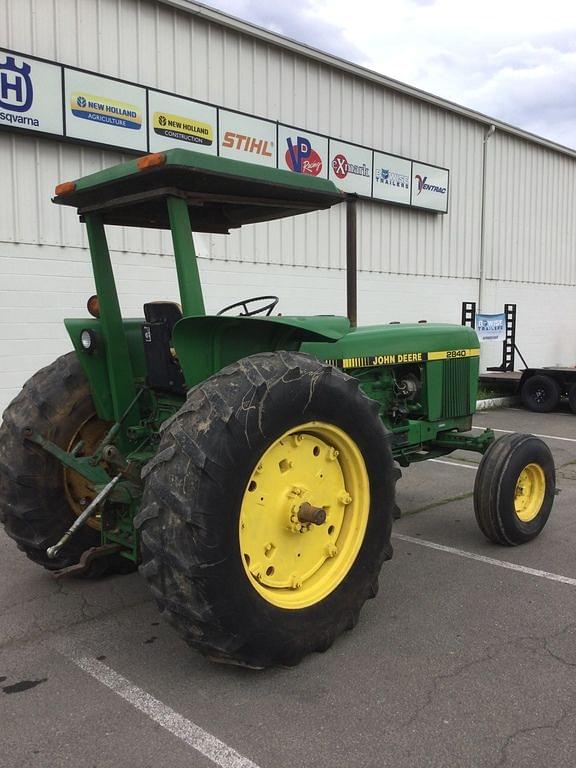 Image of John Deere 2840 equipment image 3