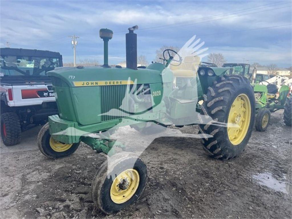 Image of John Deere 3020 Primary image