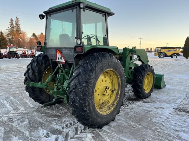 Image of John Deere 3155 equipment image 4