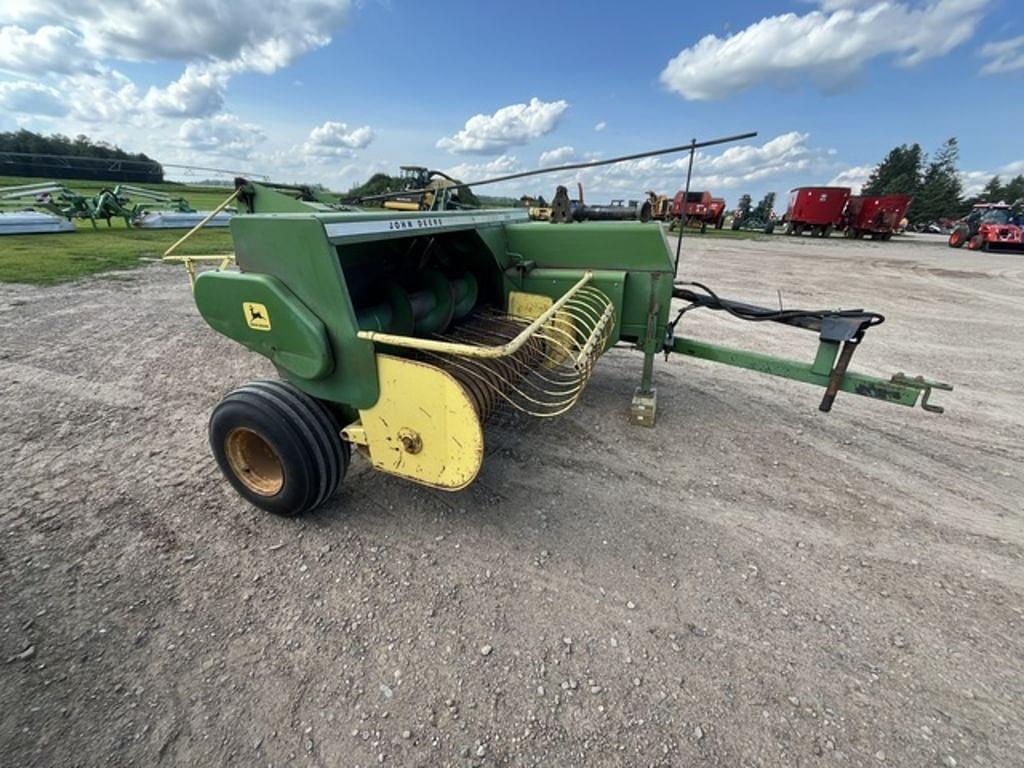 Image of John Deere 336 Primary image