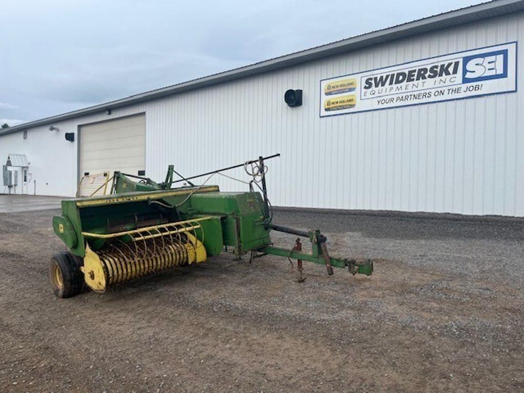 Image of John Deere 336 Image 0