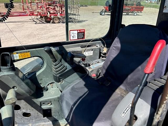 Image of John Deere 35D equipment image 4