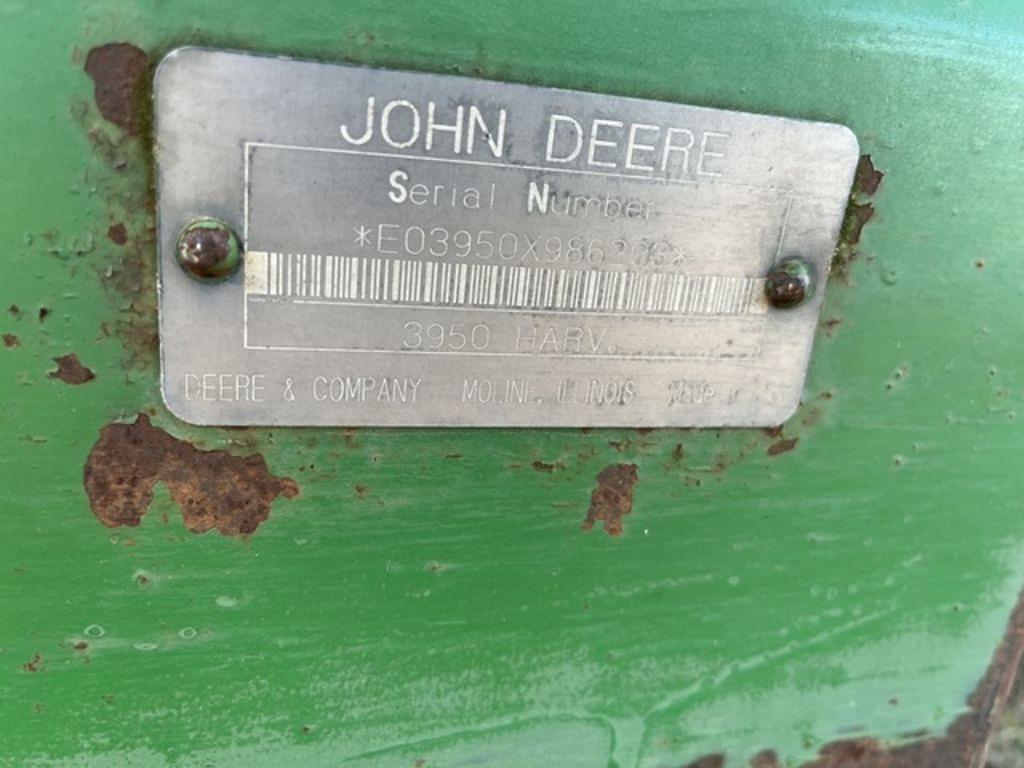 Image of John Deere 3950 Image 1