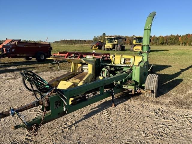 Image of John Deere 3950 equipment image 3