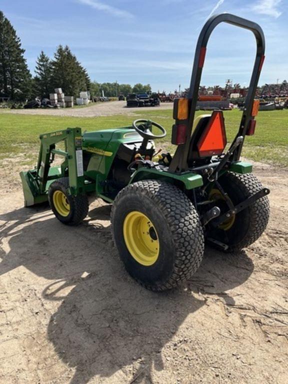 Image of John Deere 4115 equipment image 3