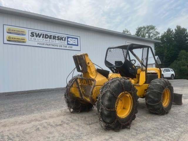 Image of John Deere 440A equipment image 2