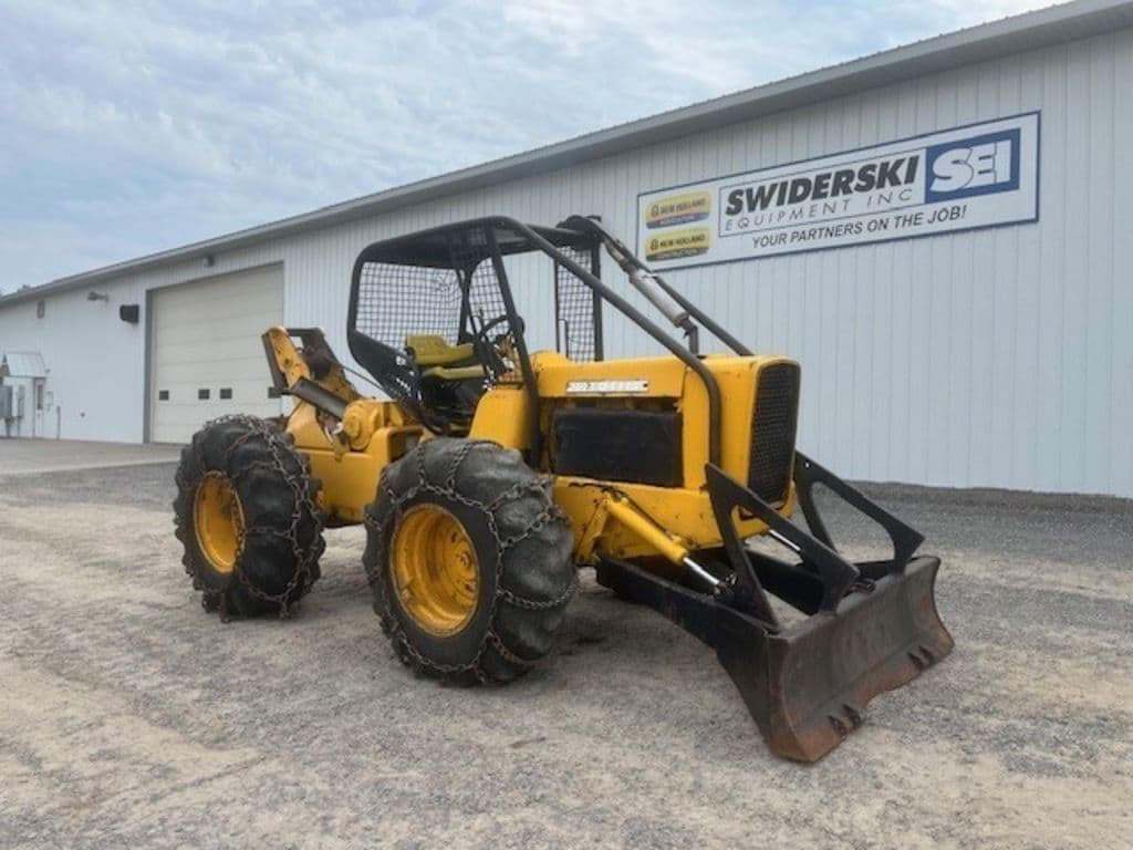 Image of John Deere 440A Primary image