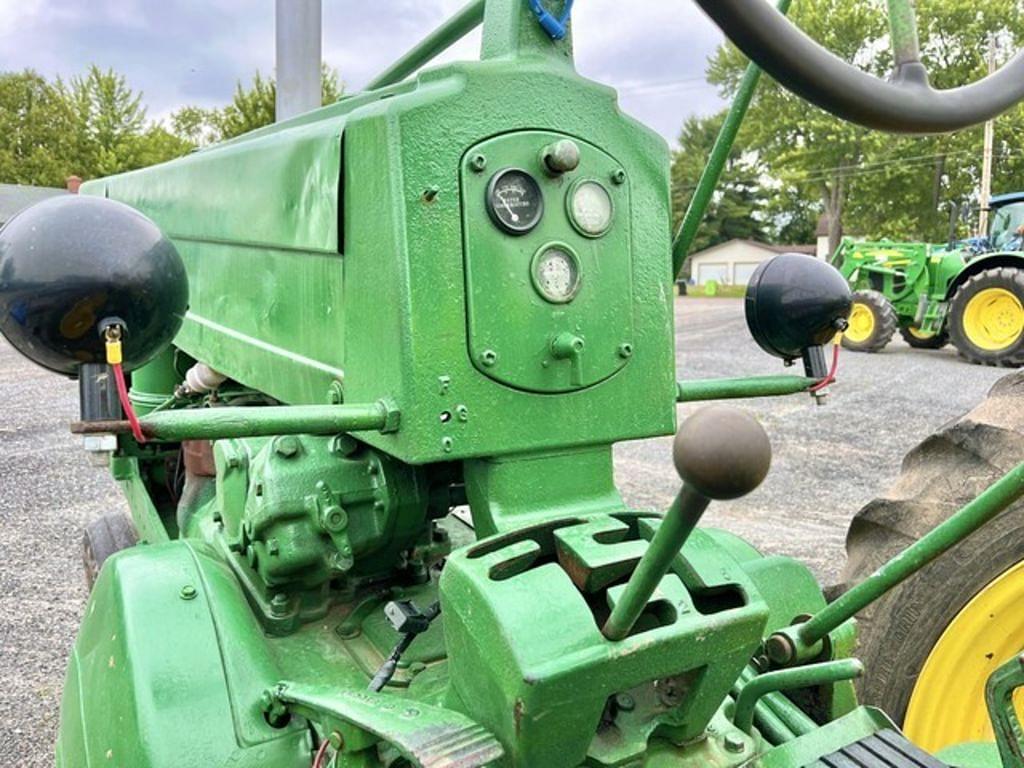 Image of John Deere 60 Primary Image