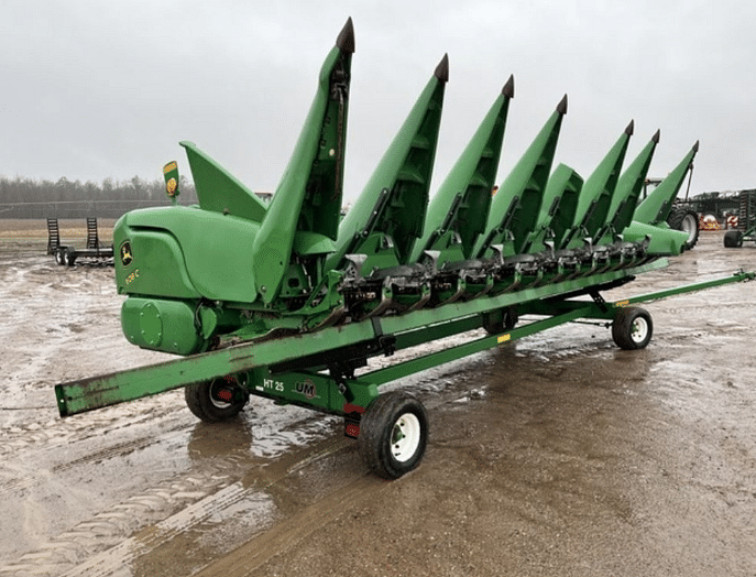 Image of John Deere 608C Image 0