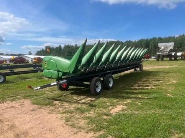 Image of John Deere 612C equipment image 3