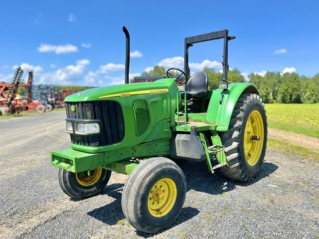 Image of John Deere 6320 equipment image 1