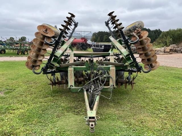Image of John Deere 635 equipment image 1