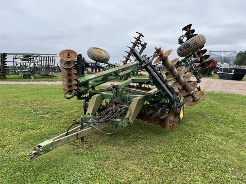 Image of John Deere 635 Primary image