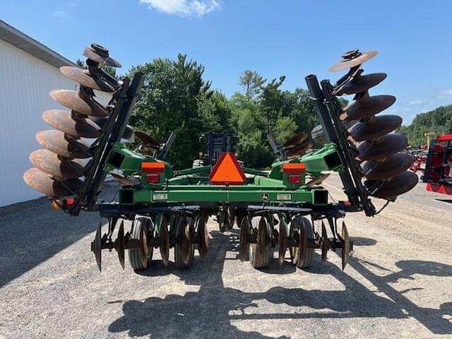 Image of John Deere 637 equipment image 3