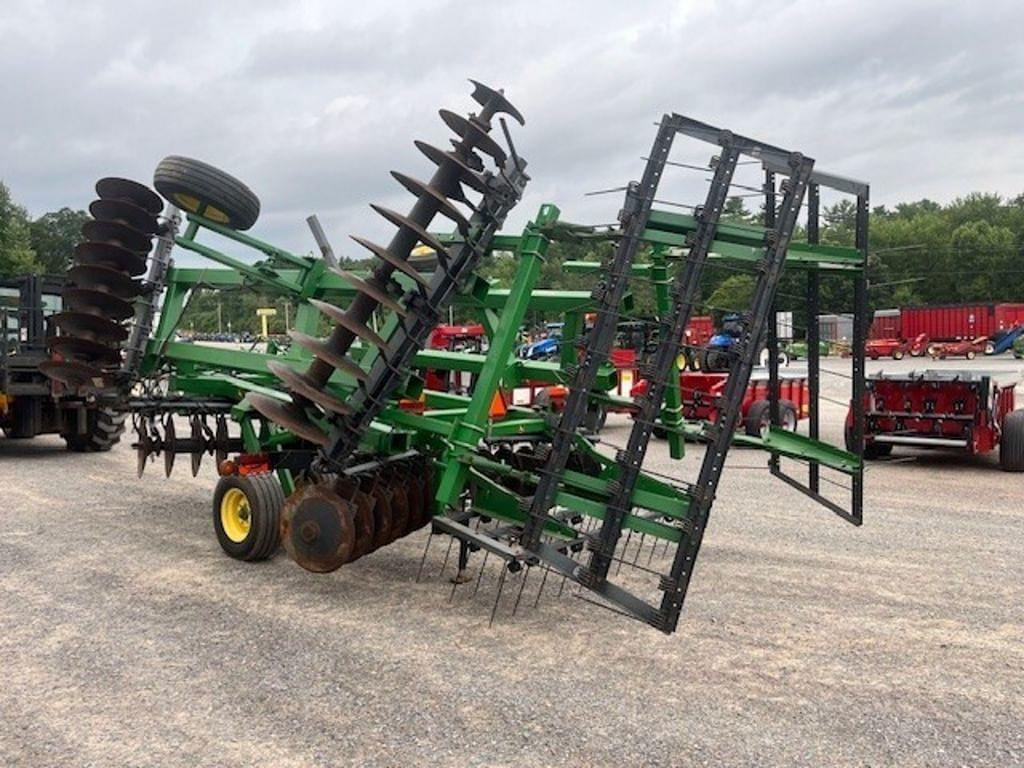 Image of John Deere 637 Image 0
