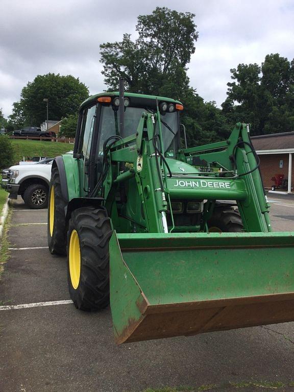 Image of John Deere 6420 Primary image