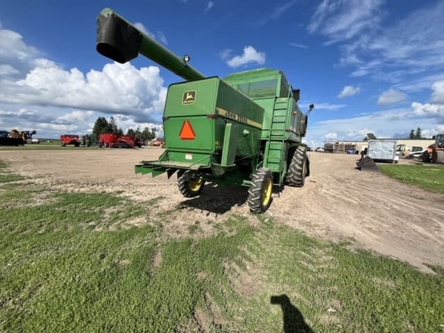 Image of John Deere 6620 Titan II equipment image 4