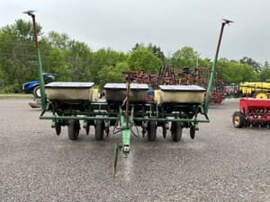 John Deere 7000 Image