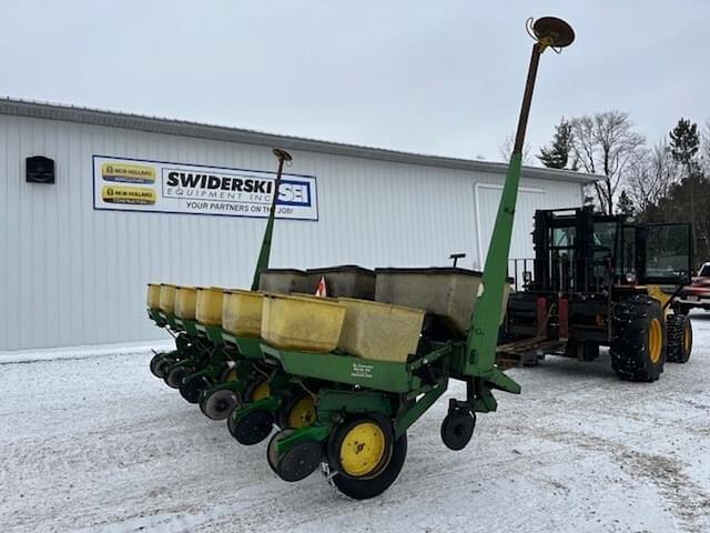 Image of John Deere 7000 equipment image 2