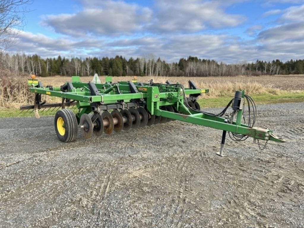 Main image John Deere 714