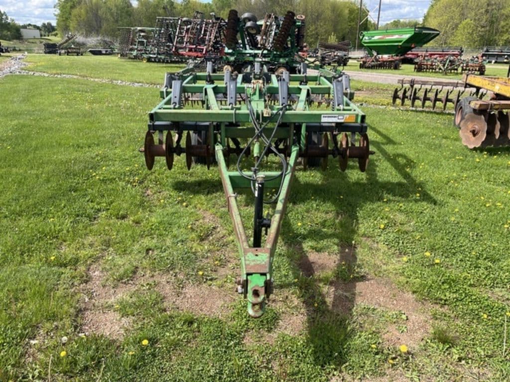 Image of John Deere 714 Image 1