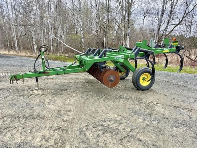 Image of John Deere 714 equipment image 2