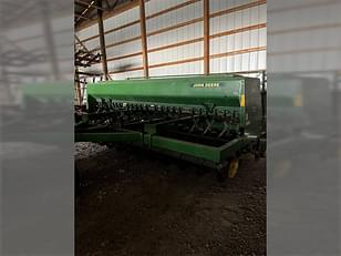 Main image John Deere 750 1