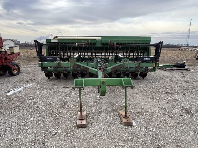 Image of John Deere 750 equipment image 4