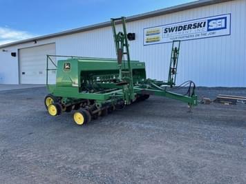Main image John Deere 750