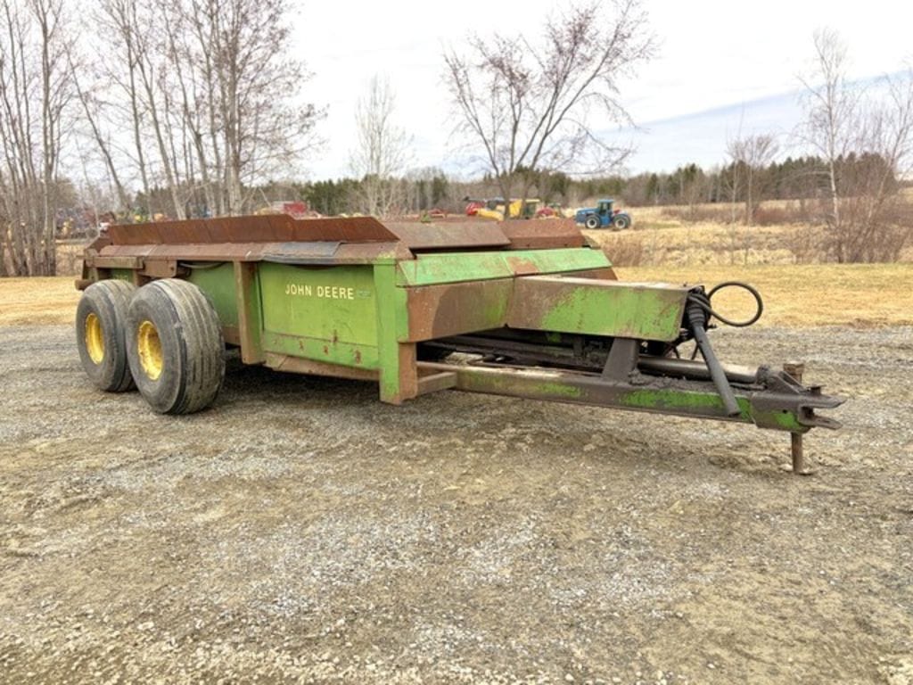 John Deere 780 Equipment Image0