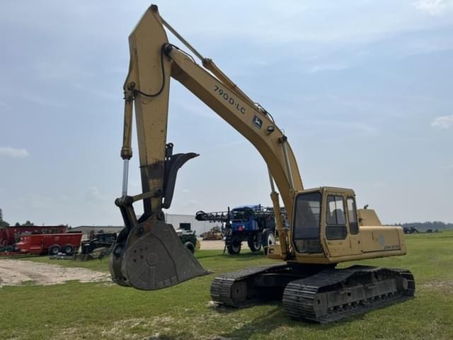 Image of John Deere 790D equipment image 1
