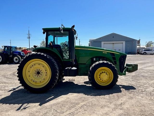 Image of John Deere 8130 equipment image 3