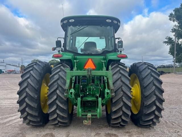 Image of John Deere 8285R equipment image 4