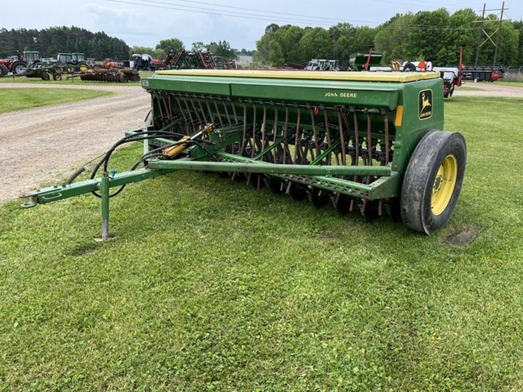Image of John Deere 8300 Primary image