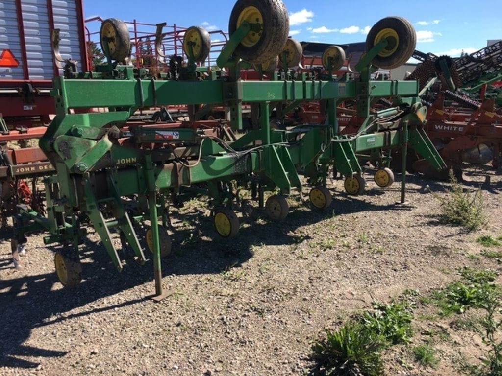 Main image John Deere 845