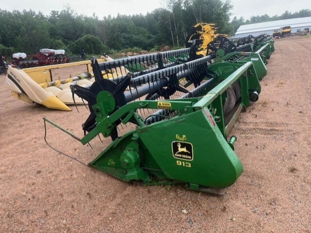 John Deere 913 Equipment Image0