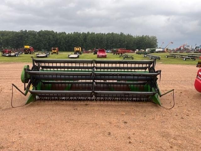 Image of John Deere 913 equipment image 3