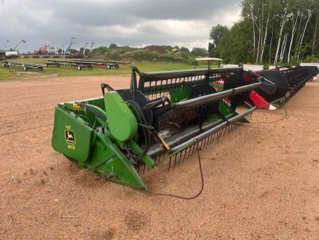 Image of John Deere 913 equipment image 4