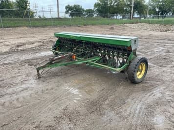 Main image John Deere E000B