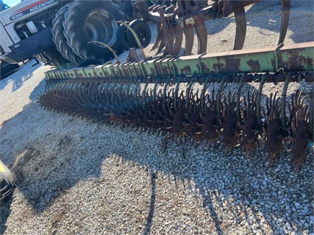 John Deere E0400 Equipment Image0