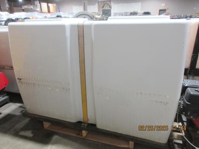 Image of Lesco Skid Spray Tank equipment image 2