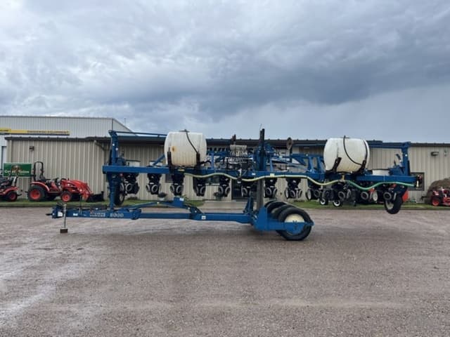 Image of Kinze 3600 equipment image 1