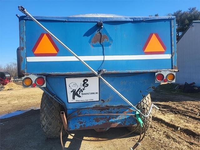 Image of Kinze 600 equipment image 3
