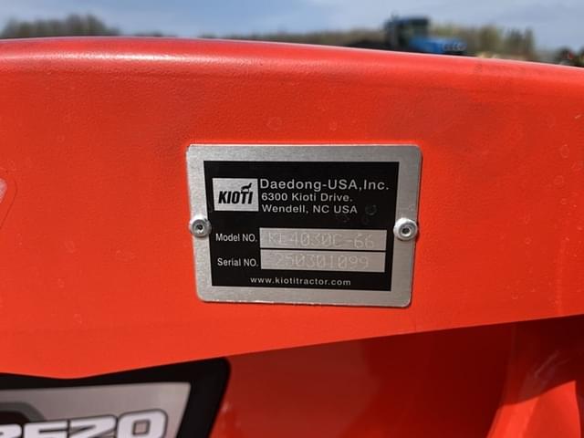 Image of Kioti CK2620 HST equipment image 4