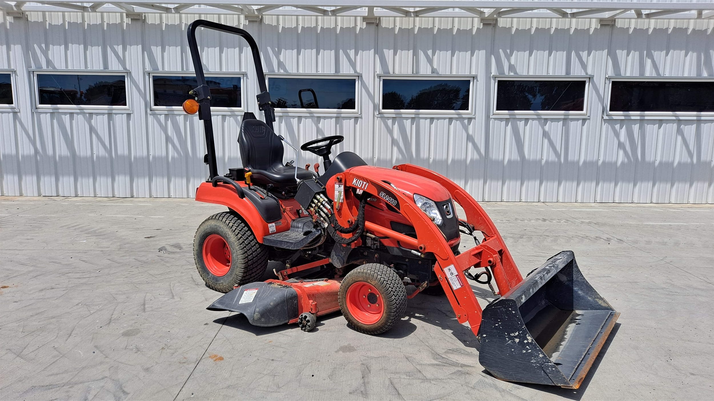 2018 Kioti CS2510 Equipment Image0