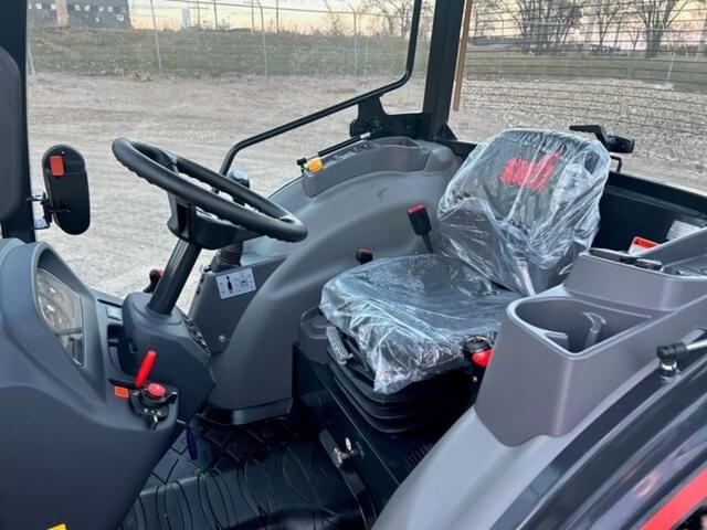 Image of Kioti DK6020SE equipment image 3