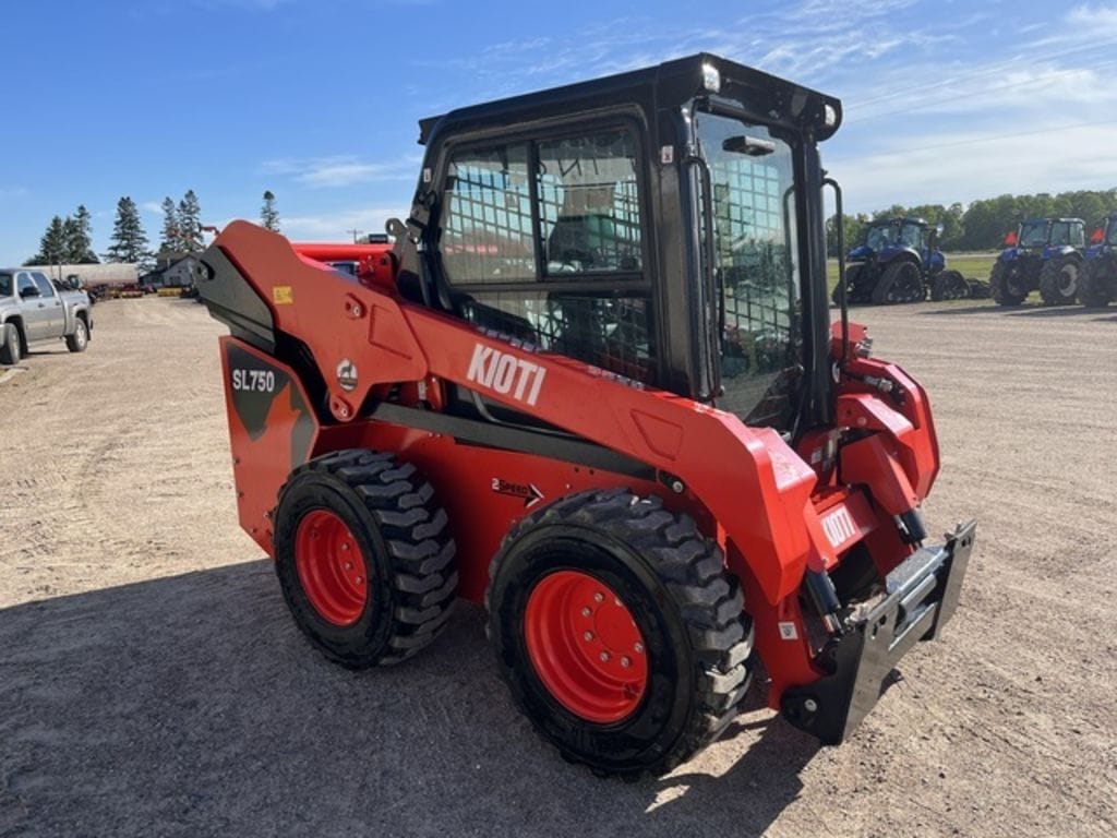 2024 Kioti SL750 Equipment Image0
