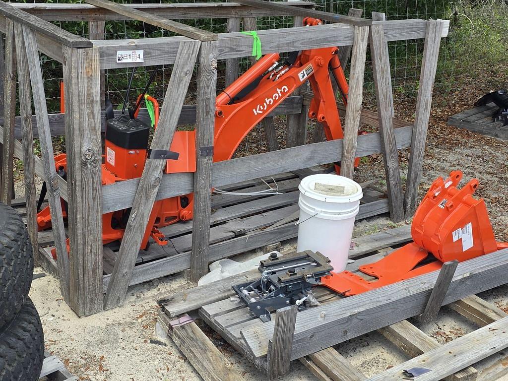 Image of Kubota  BH70 Image 0