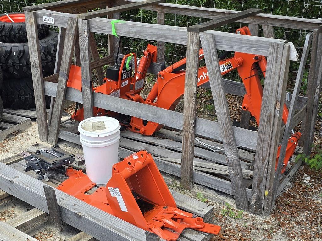 Image of Kubota  BH70 Image 1