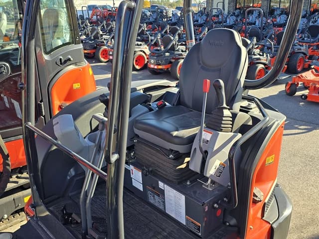 Image of Kubota KX033-4 equipment image 1